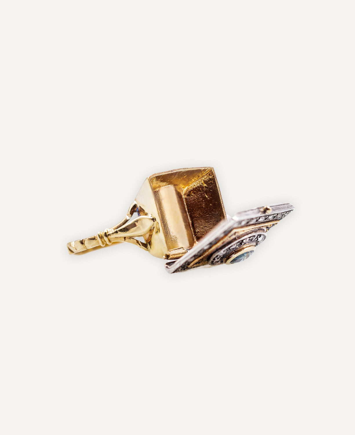 Anillo Vintage Cajita