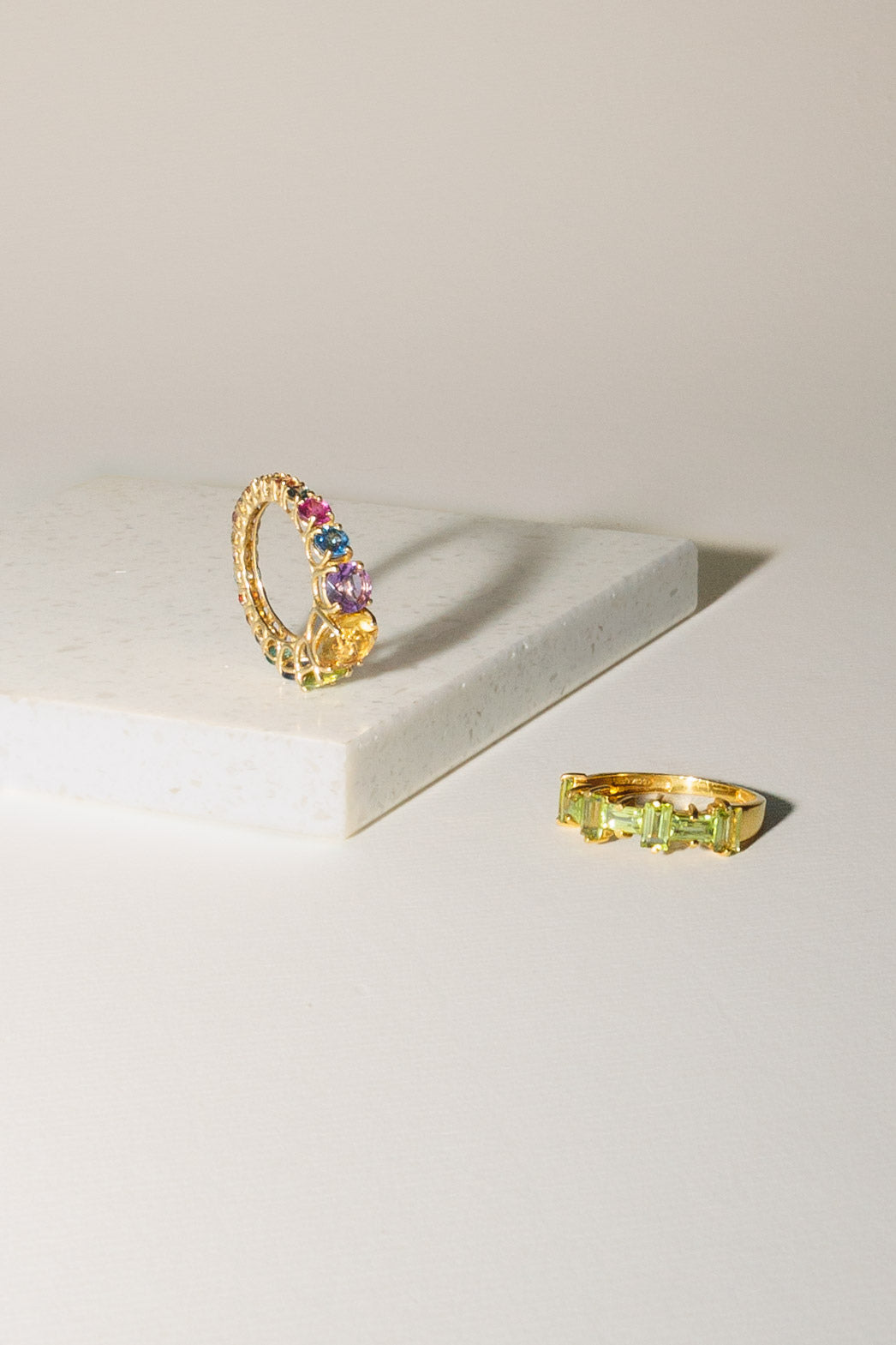Anillo Corona Olivina