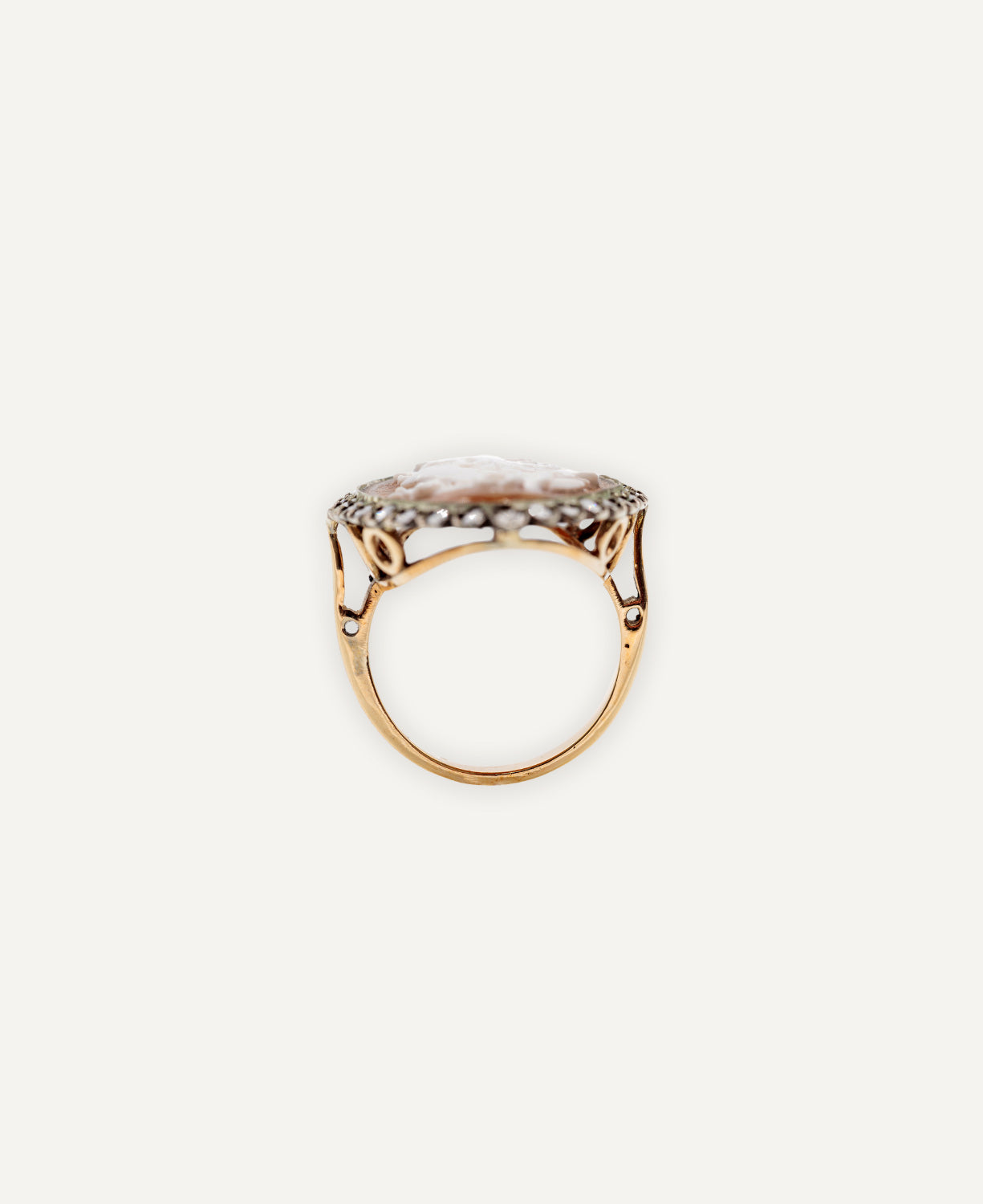 Shuttle Cameo Ring