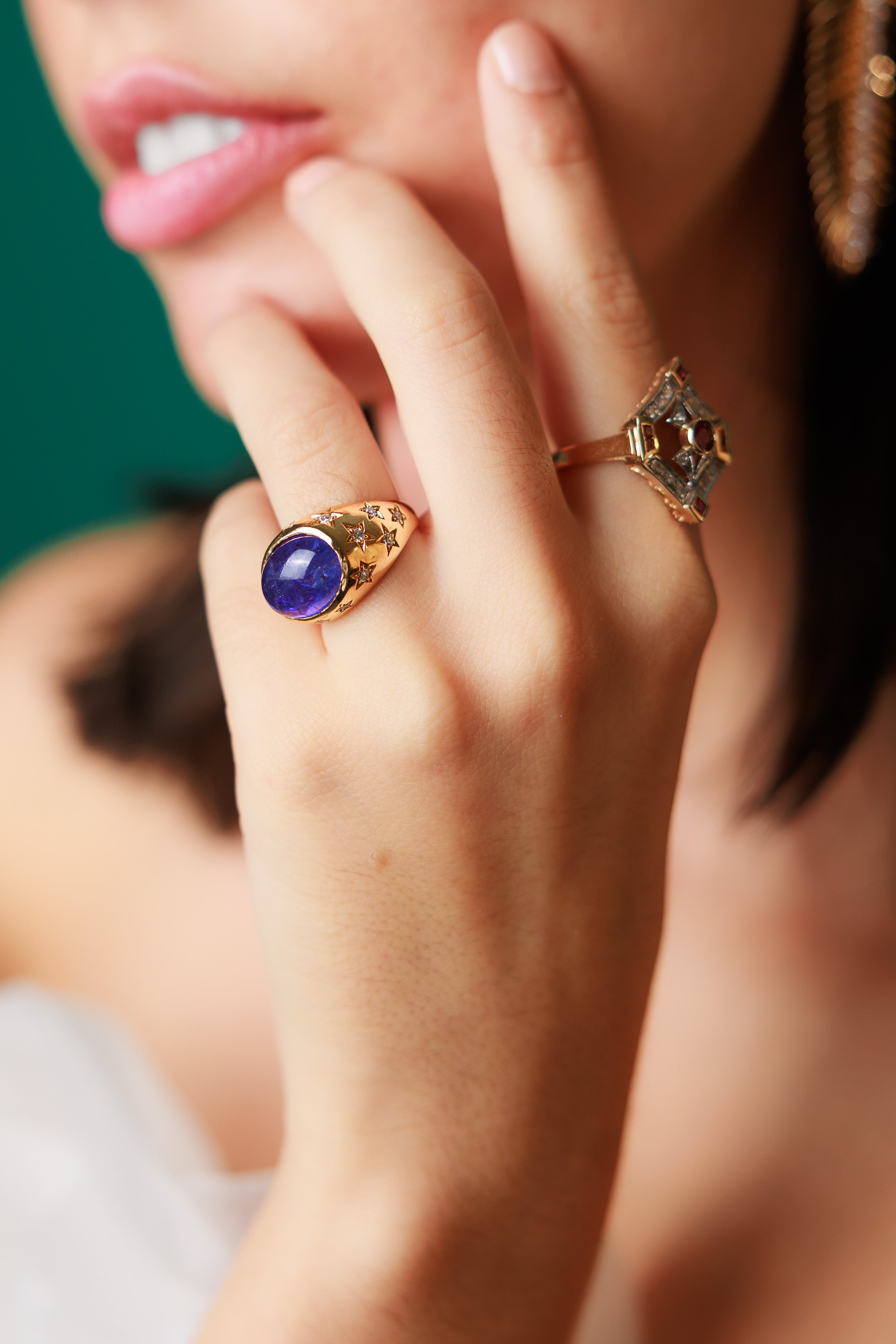 Anillo estrellado de Oro