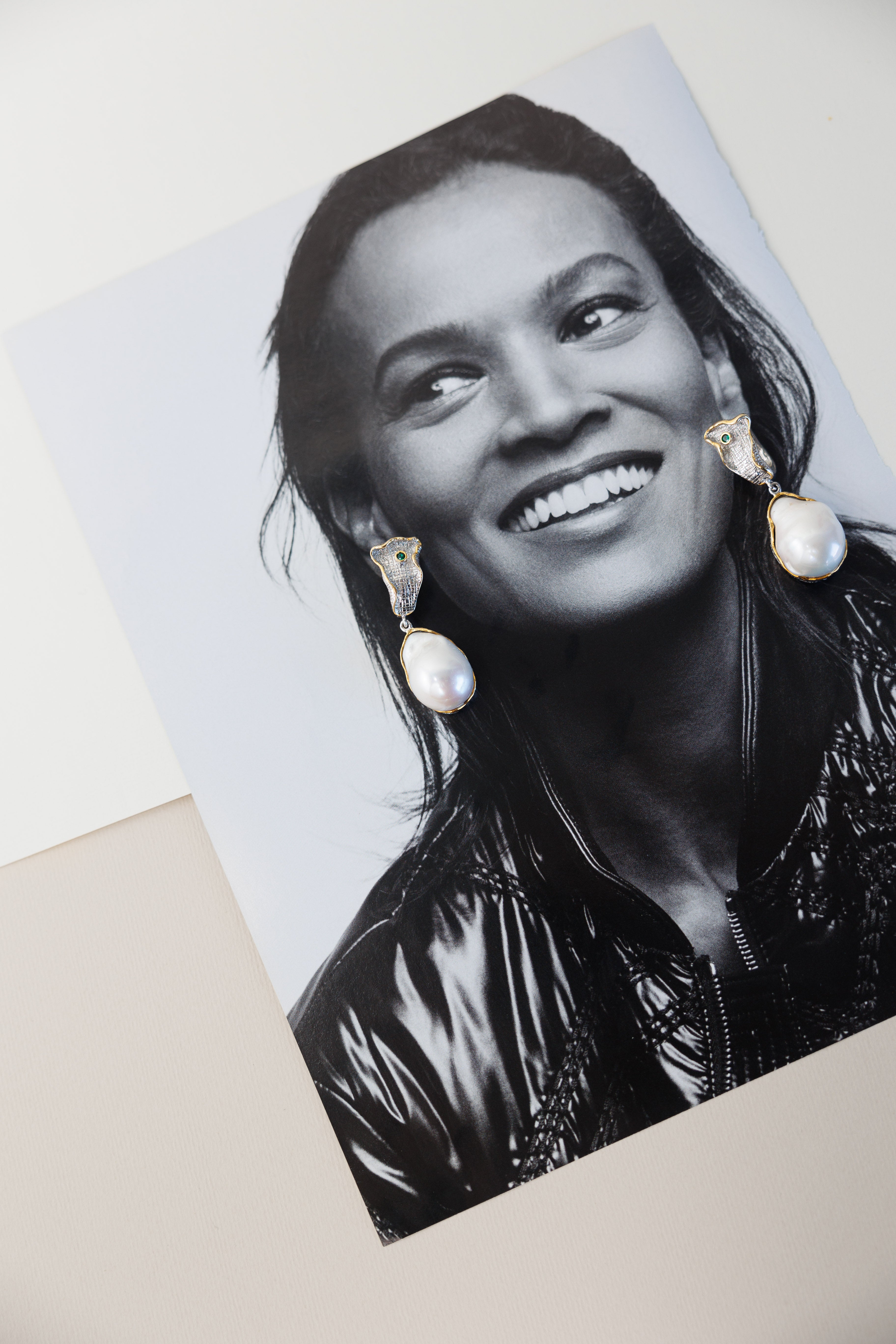 Musa Pearl Earrings