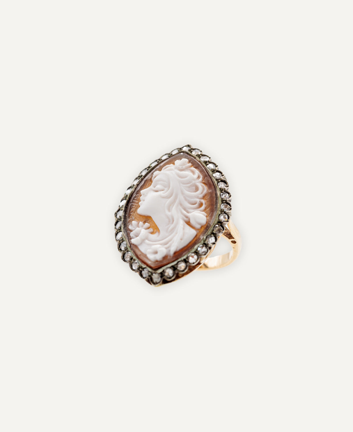 Shuttle Cameo Ring